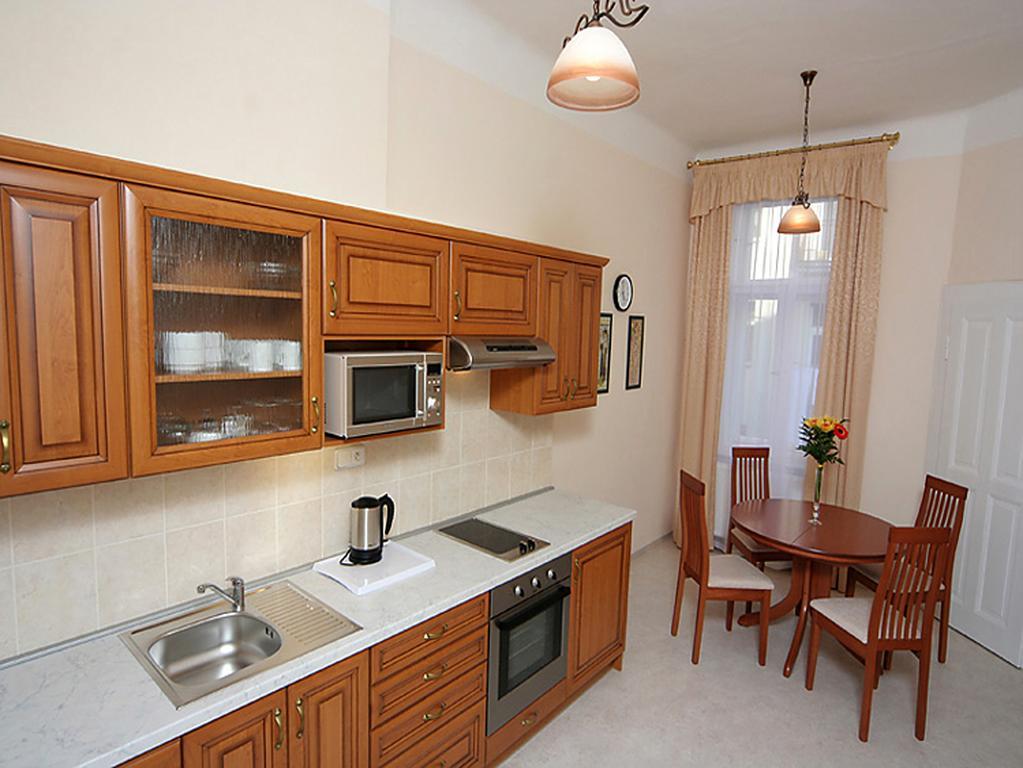 Hotel & Residence Royal Standard براغ الغرفة الصورة