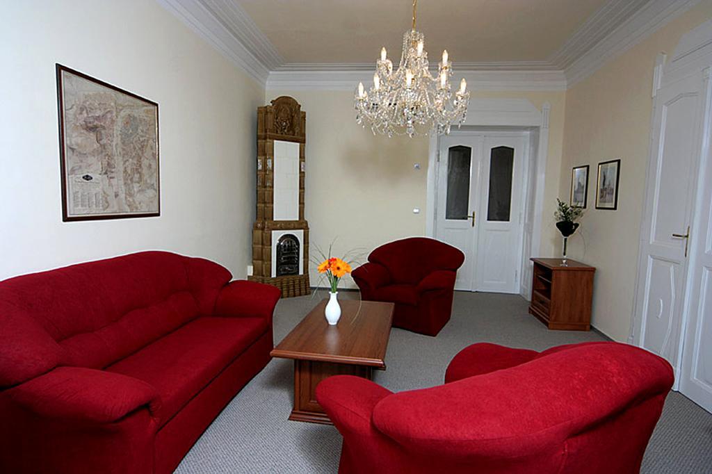 Hotel & Residence Royal Standard براغ الغرفة الصورة
